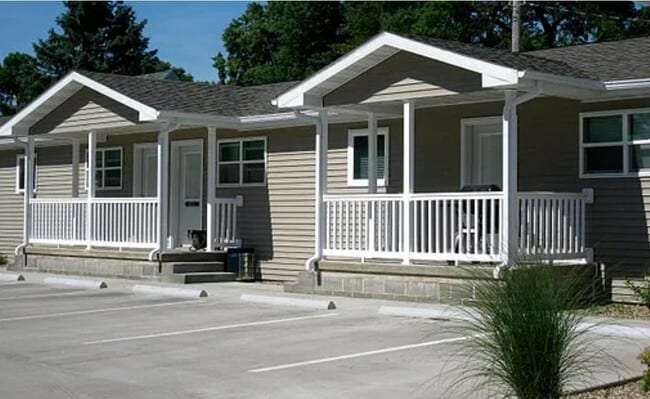 Building Photo - 728 W Calhoun St