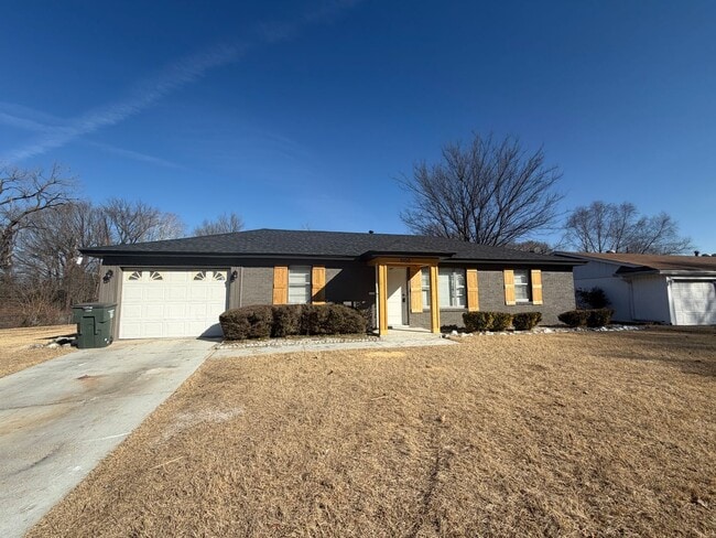 Photo - 1956 Edward Ave