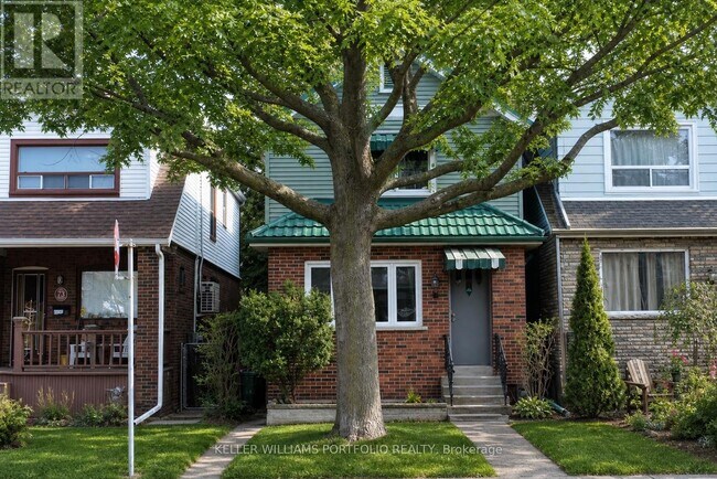 Photo - 71 Chisholm Ave
