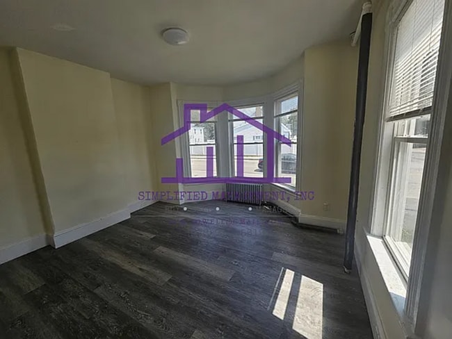 Building Photo - 5-Bedroom, 1-bathroom Unit 64 Sixth Street