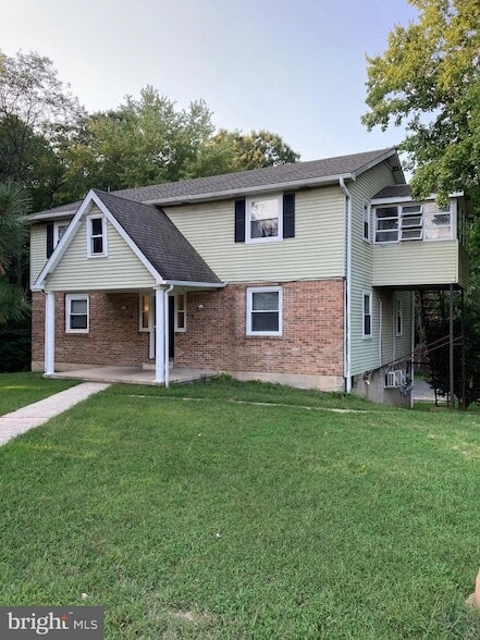 Building Photo - 1357 W Pulaski Hwy Rental