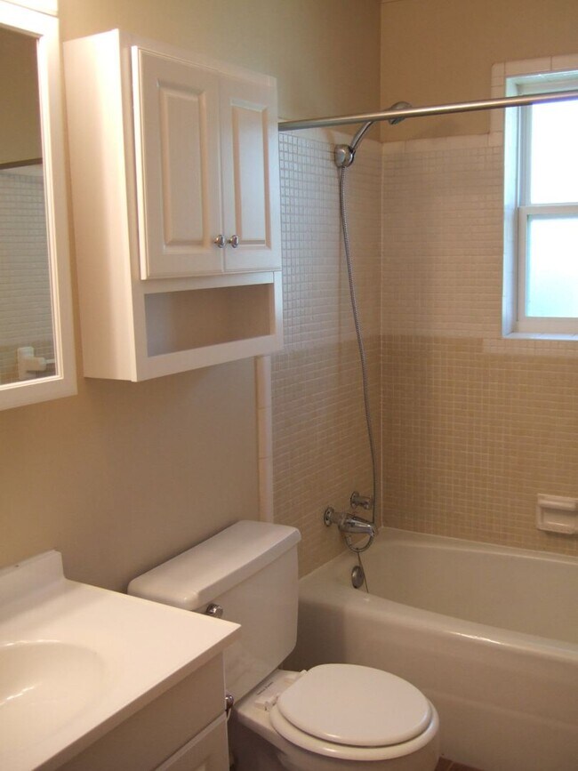 Photo - Trenton Village Unidad 2