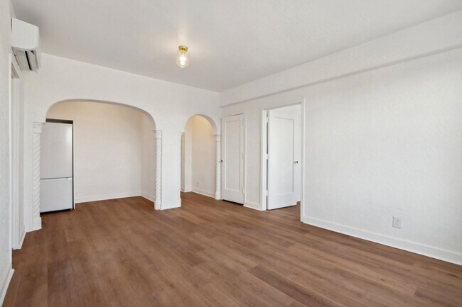 Photo - 26 E 14th St Unit 504