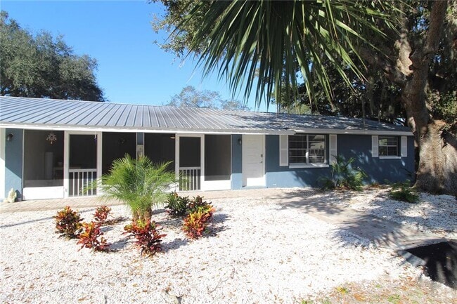 Building Photo - 615 Osceola Rd Unit 11 Rental