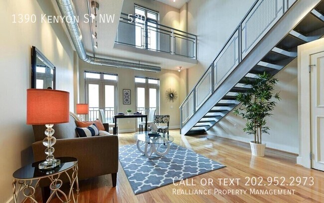 Building Photo - 1390 Kenyon St NW Unit 530
