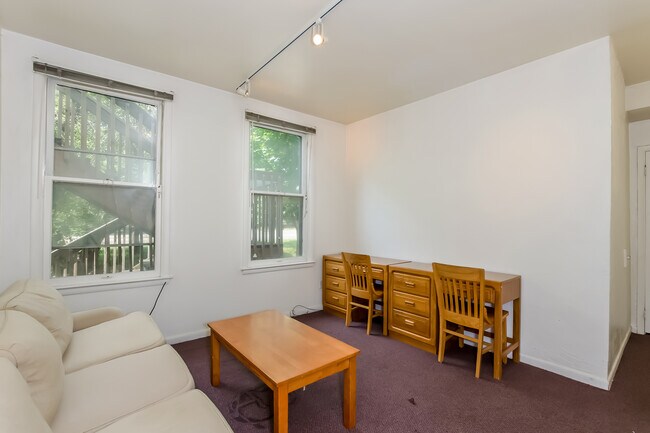 Photo - Orchard House