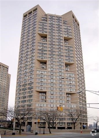 Building Photo - 7000 JFK Blvd E Unit 11F Rental