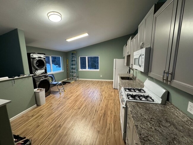 Photo - 5965 Haystack Dr