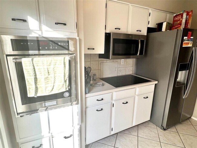 Photo - 1411 Ramada Dr