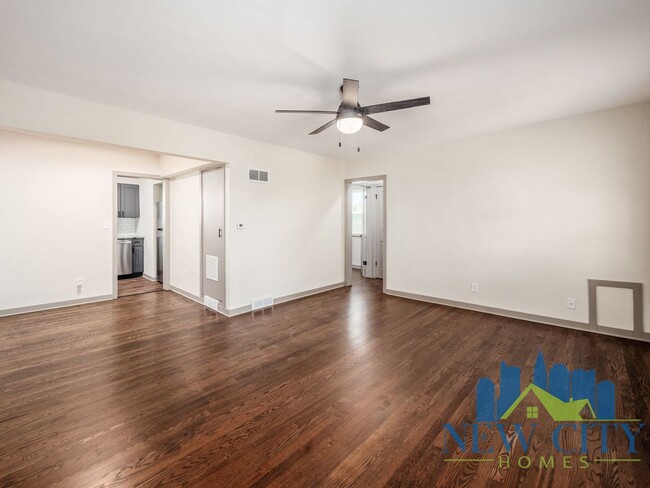 Photo - Newly Renovated Apartment Building Unidad 13