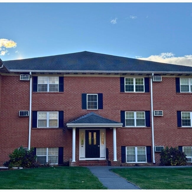 Building Photo - 44 Leonard Rd Unit 44