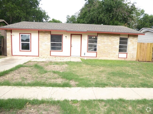 Building Photo - 834 Walnut Park St Rental