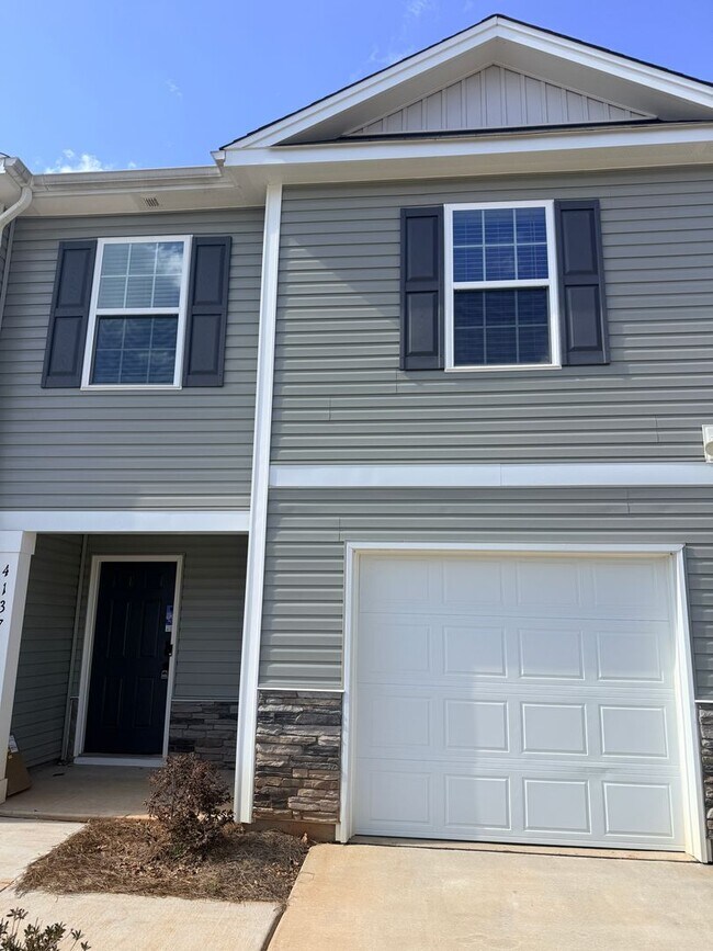 Photo - Beautiful Townhome in Charlotte