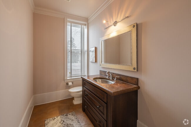 1BR, 1.5BA - 3,000SF, Half Bath