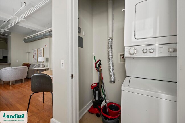 Photo - 211 Union St Unidad 813.1407243