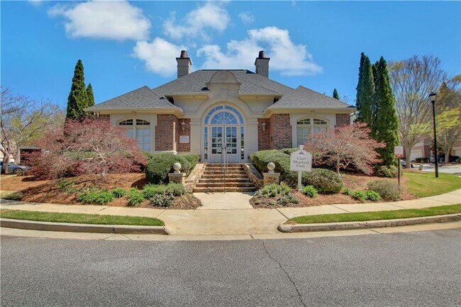 Photo - 3345 Regent Pl SW