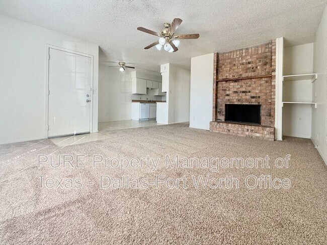 Photo - 423 Claire Ct