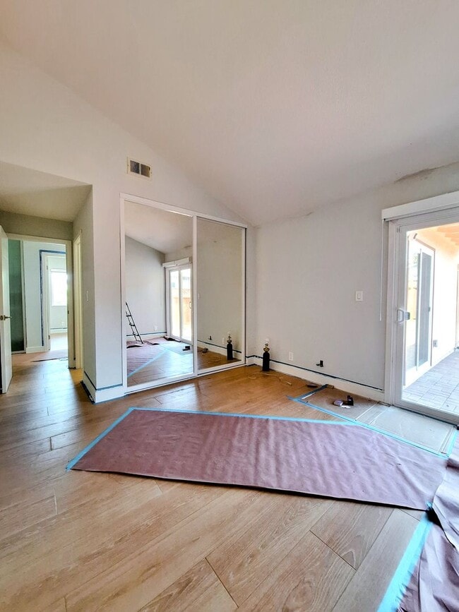 Photo - Beautifully Remodeled 3bd Single Story House: Everything Brand New!