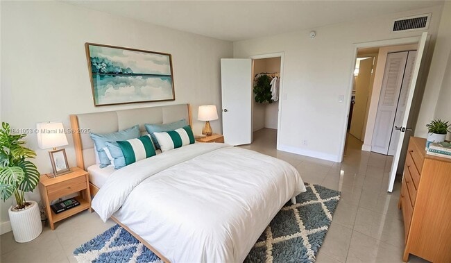 Building Photo - 9143 SW 77th Ave Unit B804 Rental