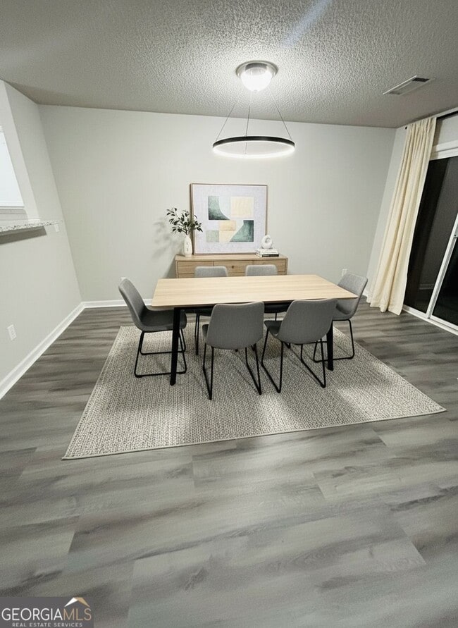 1160 Maple Valley Ct