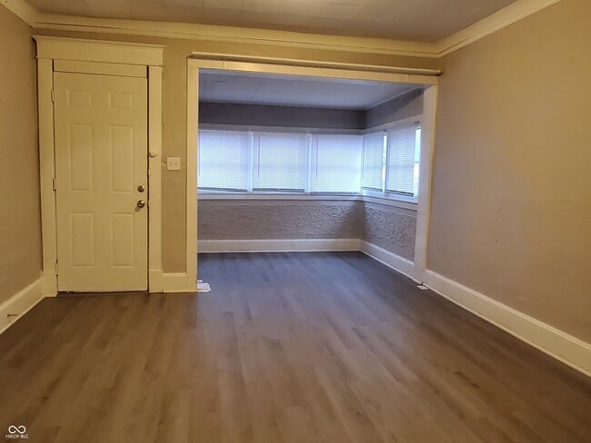 Photo - 350 S Oxford St