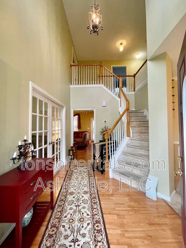 Photo - 51 Yorktown Cir