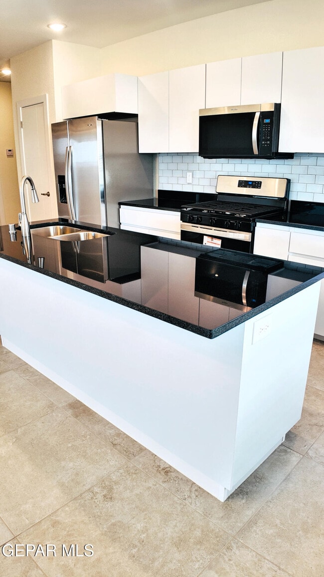 Photo - 15117 Resolve Dr