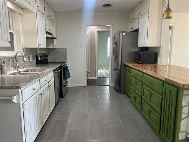 Photo - 7720 Gaston Ave