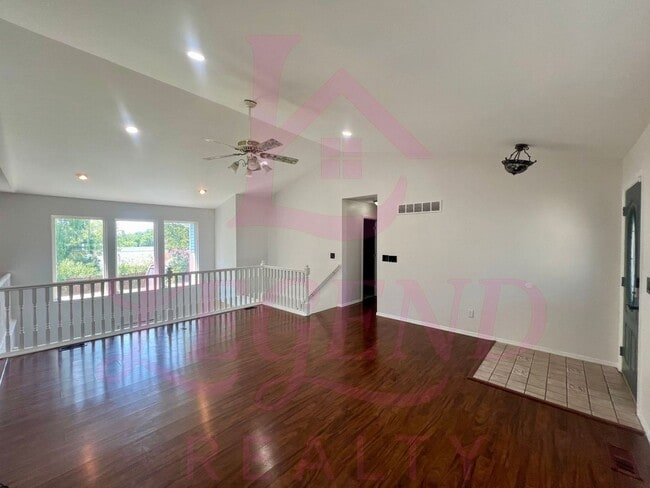 Photo - MOVE IN READY - Atrium Ranch for Rent in O...