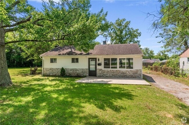 Building Photo - Charming Ranch-Style Home for Rent