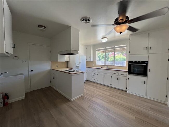 Photo - Lovely Historic Folsom 2 Bedroom Home on Corner Lot