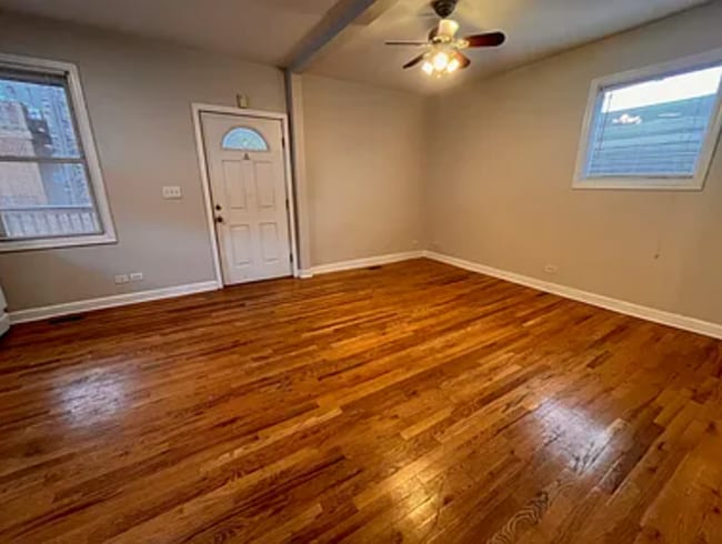 Photo - 1513 W Erie St Unit CH-1