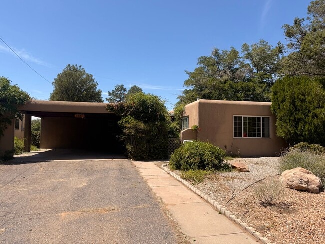 Building Photo - 1831 Childers Dr NE