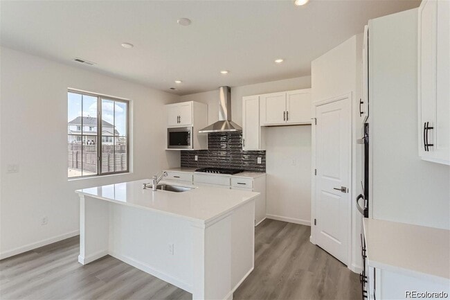 170 S Vandriver Wy