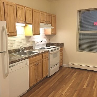 Building Photo - 122 Berkshire St Unit 3B Rental