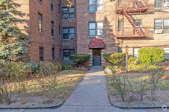 Entrance - 464 McLean Ave