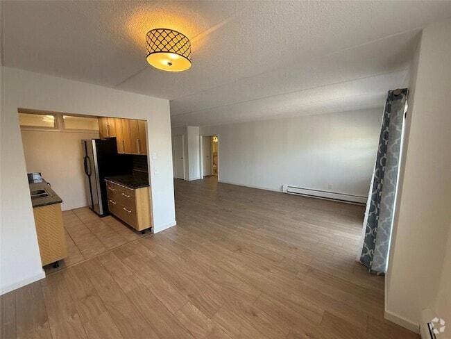 Building Photo - 35 Park Ave Unit 3D Rental