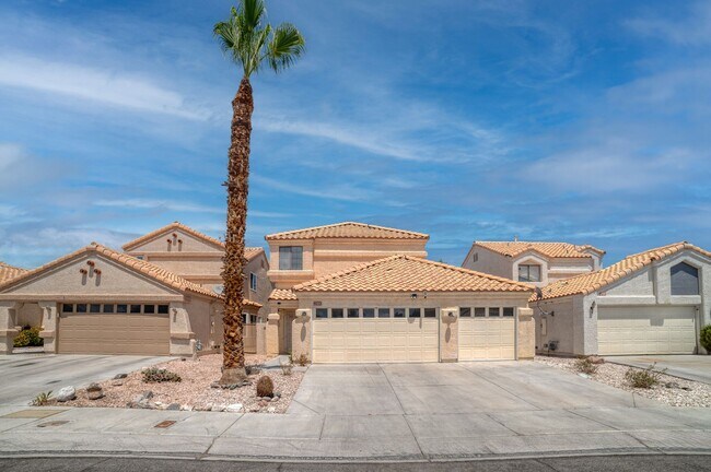 GORGEOUS TWO STORY HOME IN DESERT SHORES - GORGEOUS TWO STORY HOME IN DESERT SHORES