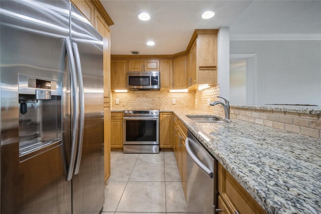 Photo - 1000 River Reach Dr Unit 509