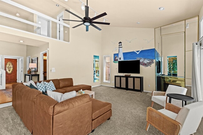 Photo - 41641 Belvidere St Unidad ID1032333P