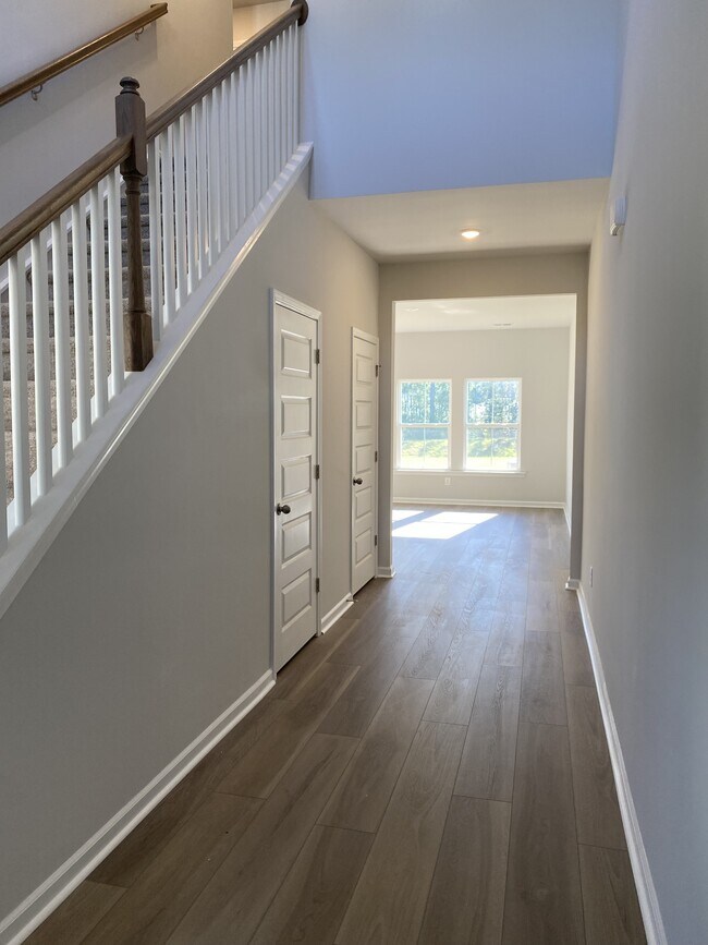 Photo - 128 Barefoot Dr
