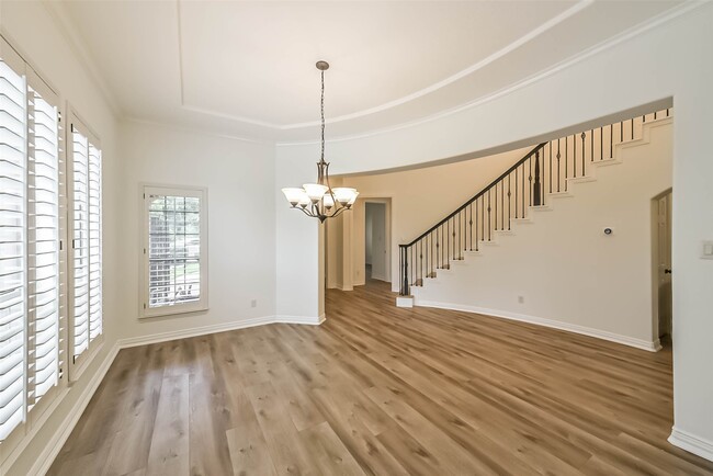 Photo - 1202 Maroon Ln