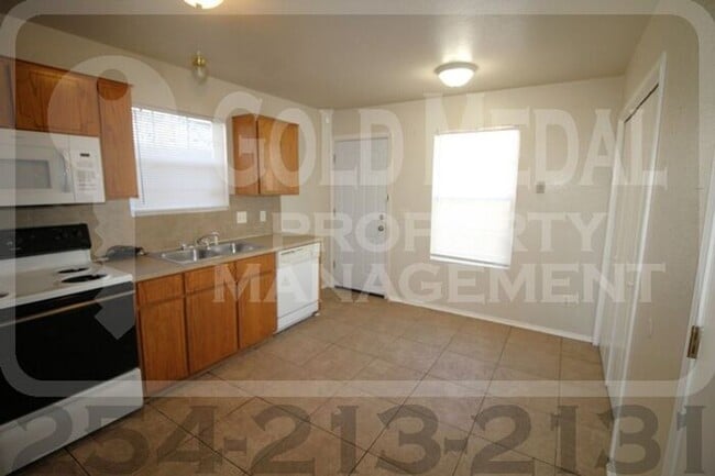 Photo - 4001 Madison Dr