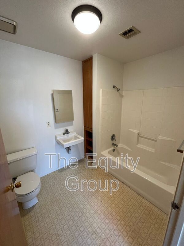 Photo - 62 N Villa St Unit #7