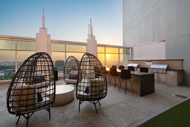 Photo - The Tower on Piedmont Apartments