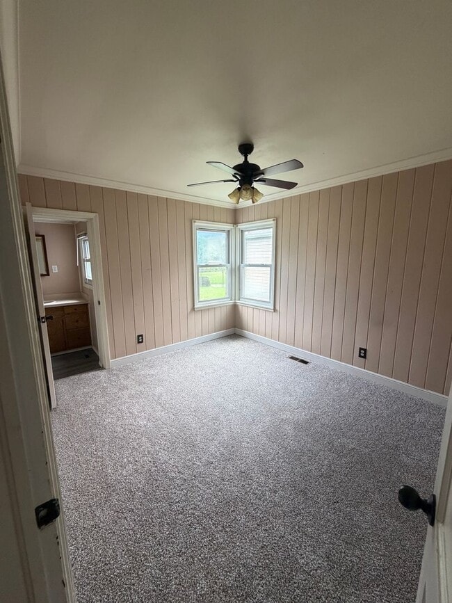Photo - 3 Bed 1.5 Bath Home For Rent