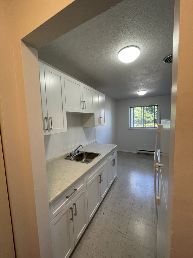 Photo - 73 Conroy Cres Unit 205