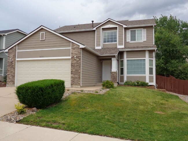Building Photo - Super location close to shopping, schools,... Rental