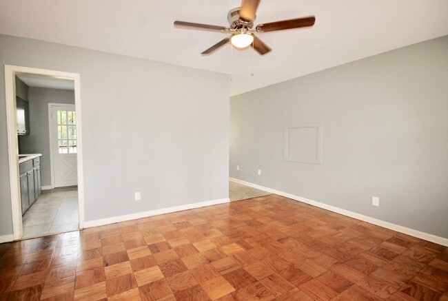 Photo - 4200 Arrow Rd