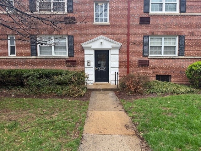 Building Photo - 4360 N Pershing Dr Unit 1